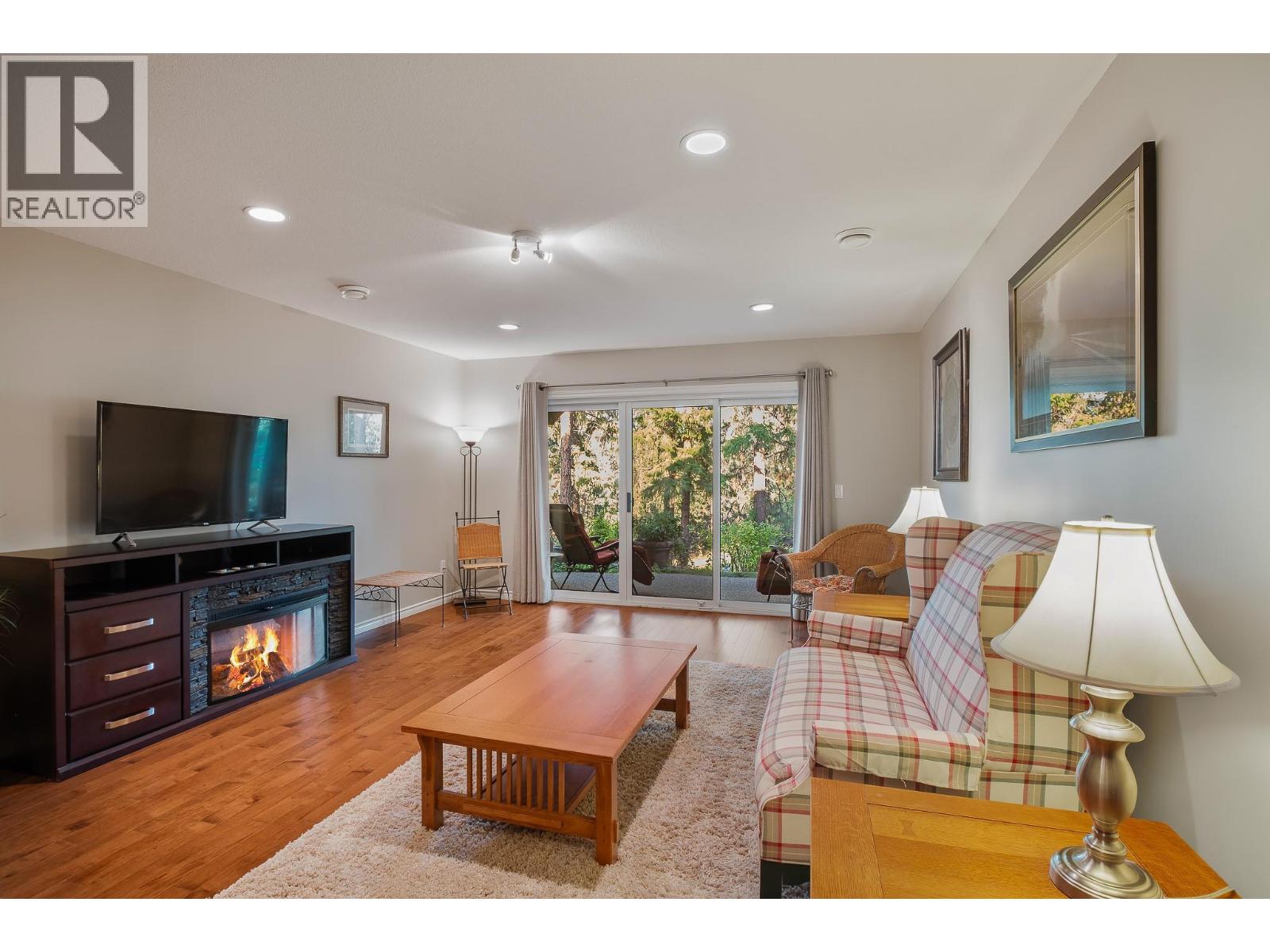  4117 Gallaghers Boulevard South, Kelowna