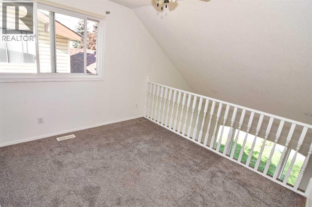Single Family House for Sale in   Avenue SW Glenbrook Calgary 