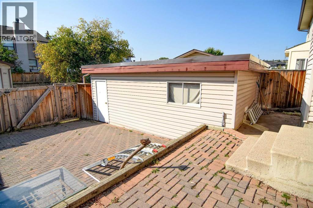 Single Family House for Sale in   Avenue SW Glenbrook Calgary 