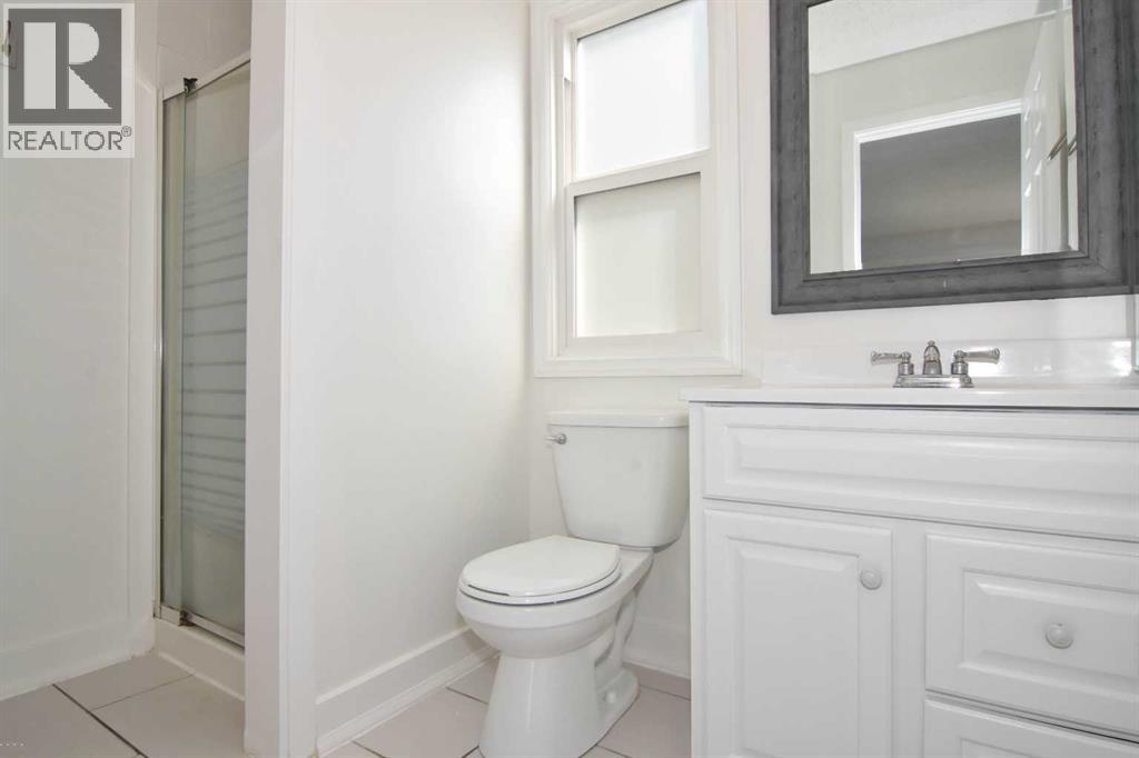 Single Family House for Sale in   Avenue SW Glenbrook Calgary 