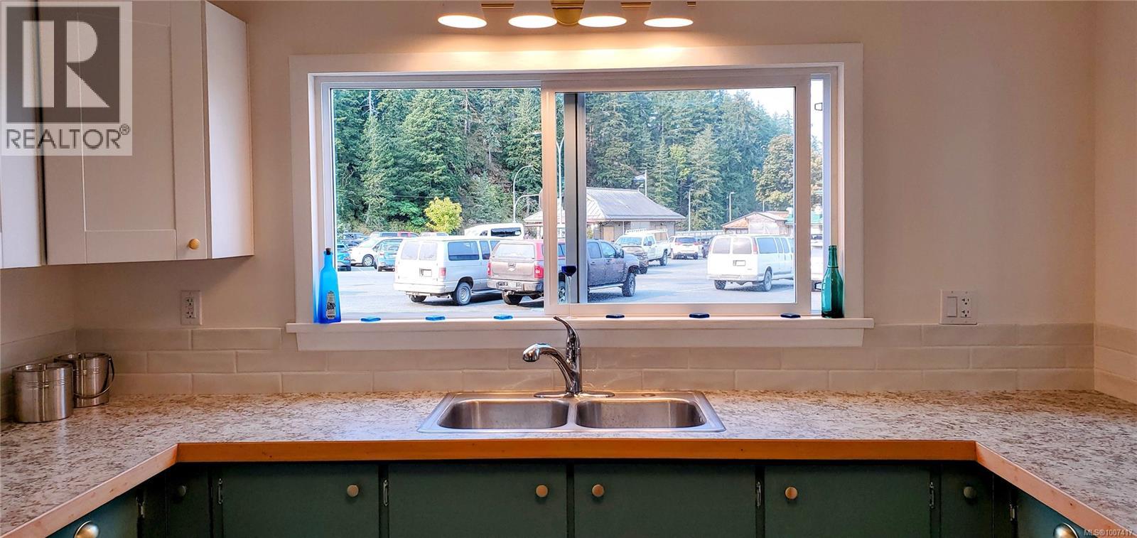 683 Green Rd, Quadra Island