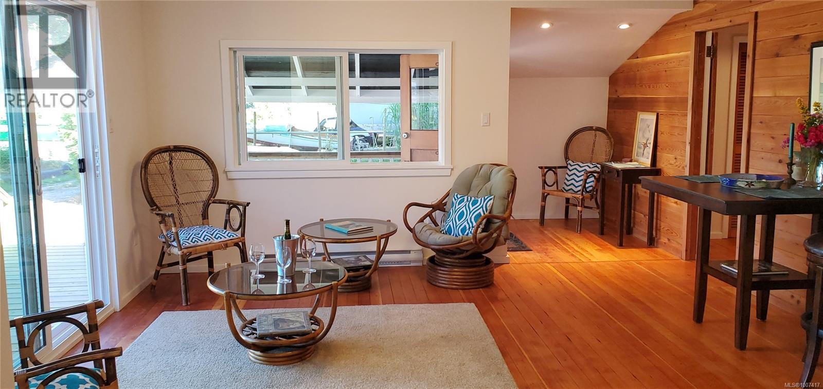 683 Green Rd, Quadra Island