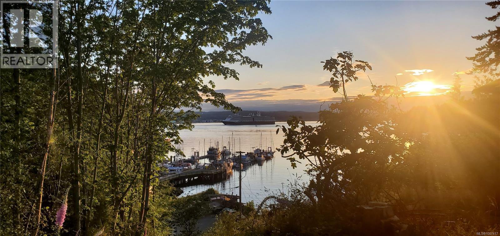 683 Green Rd, Quadra Island