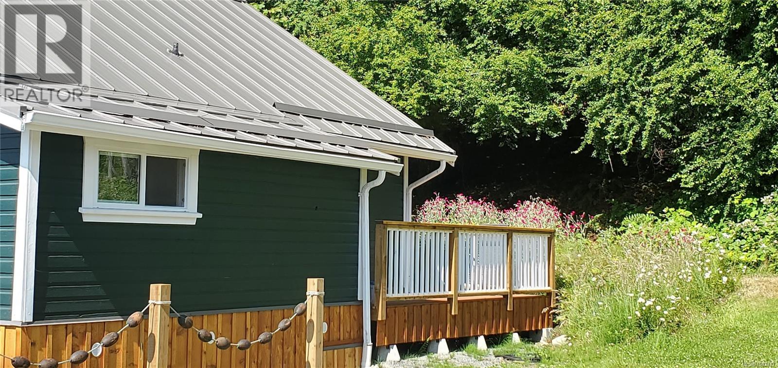 683 Green Rd, Quadra Island