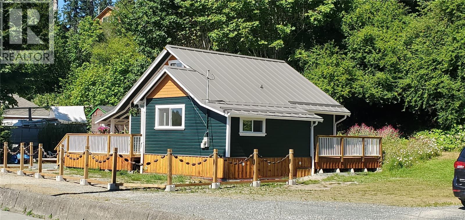 683 Green Rd, Quadra Island