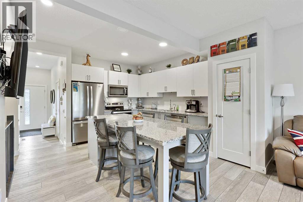 Single Family House for Sale in  Tuscany Summit Square NW Tuscany Calgary 