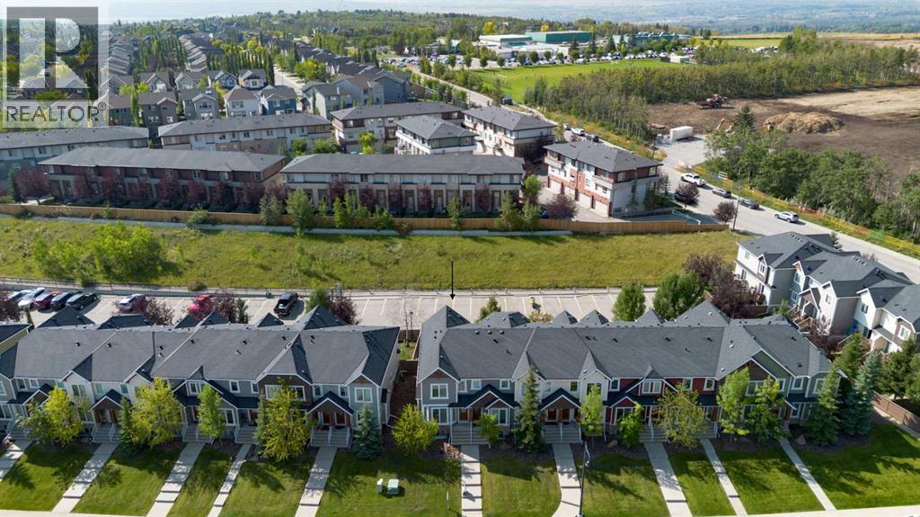 Single Family House for Sale in  Aspen Hills Drive SW Aspen Woods Calgary 