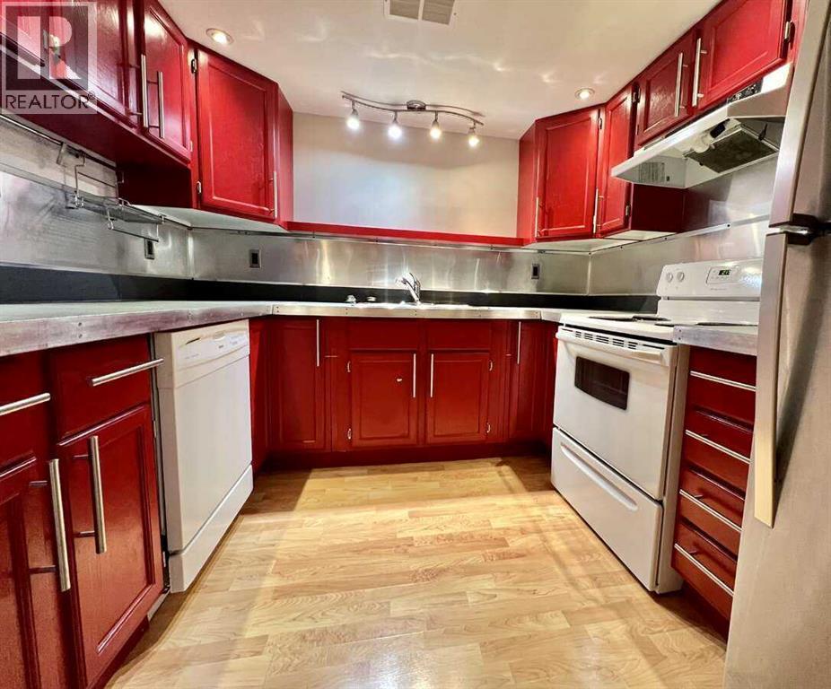 Single Family House Bungalow for Sale in   Avenue SW Richmond Calgary 