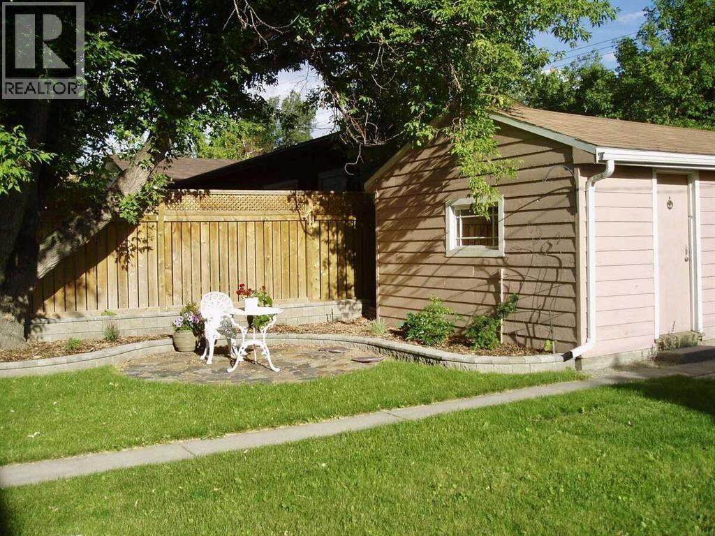 Single Family House Bungalow for Sale in   Avenue SW Richmond Calgary 