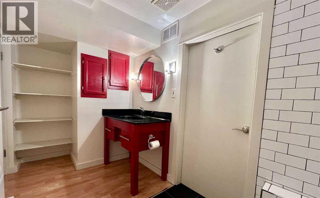 Single Family House Bungalow for Sale in   Avenue SW Richmond Calgary 
