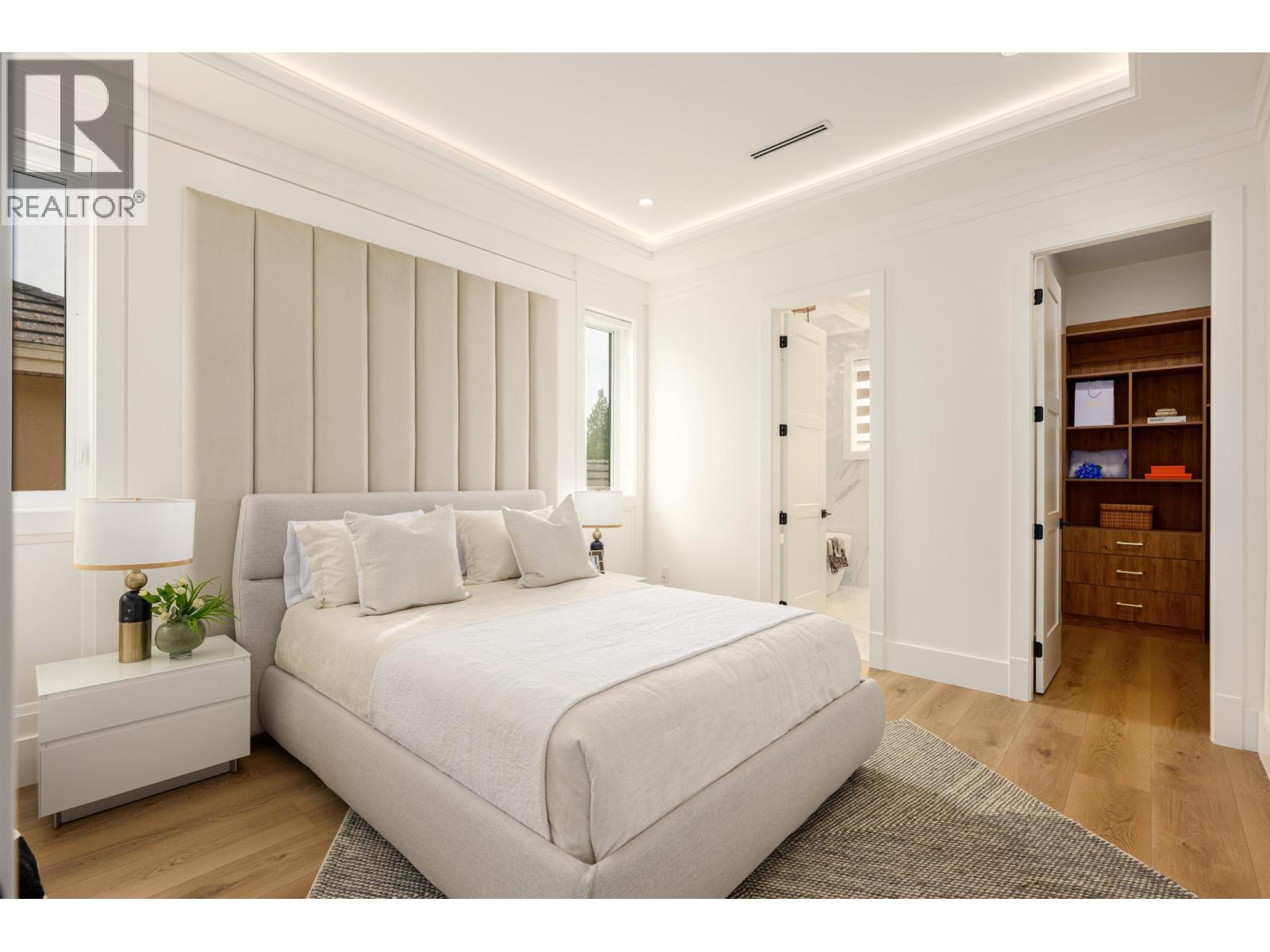 8128 CLAYSMITH Road, Richmond