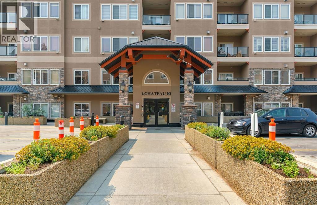 Single Family House for Sale in   Discovery Ridge Close SW Discovery Ridge Calgary 