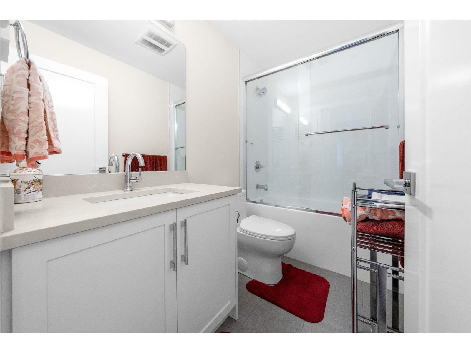 117 20356 72B AVENUE, Langley