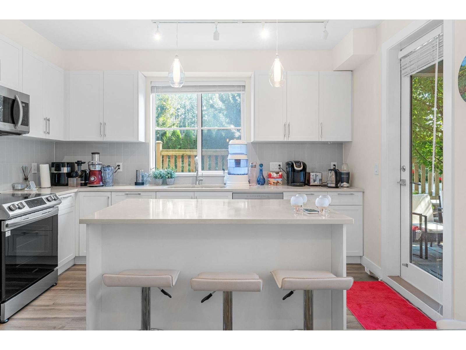 117 20356 72B AVENUE, Langley