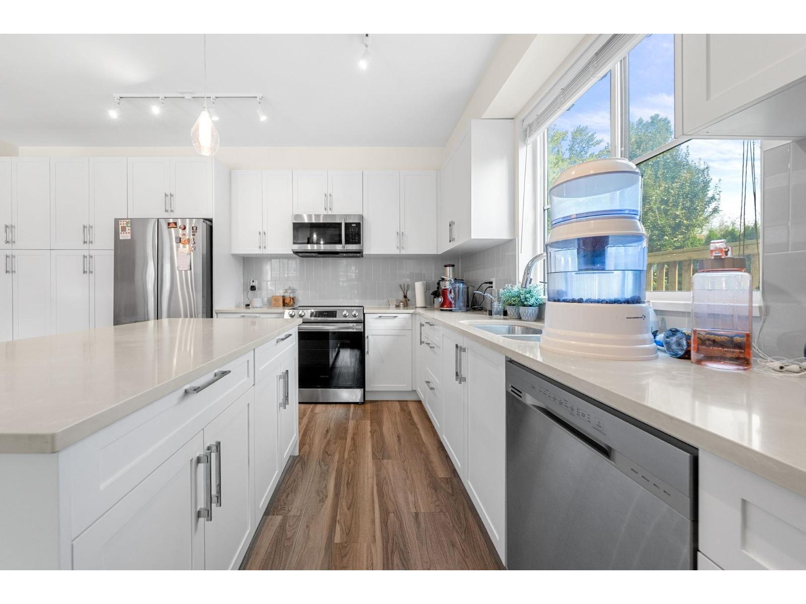 117 20356 72B AVENUE, Langley