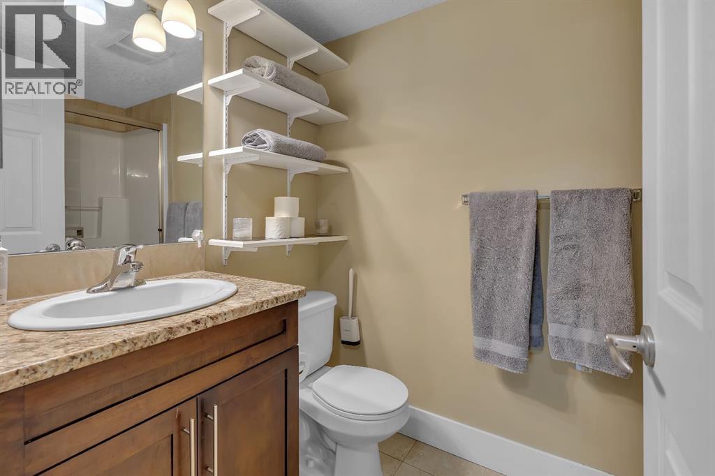 Single Family House for Sale in   Rocky Vista Gardens NW Rocky Ridge Calgary 