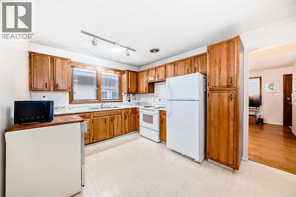 Single Family House Bungalow for Sale in   Avenue NW West Hillhurst Calgary 
