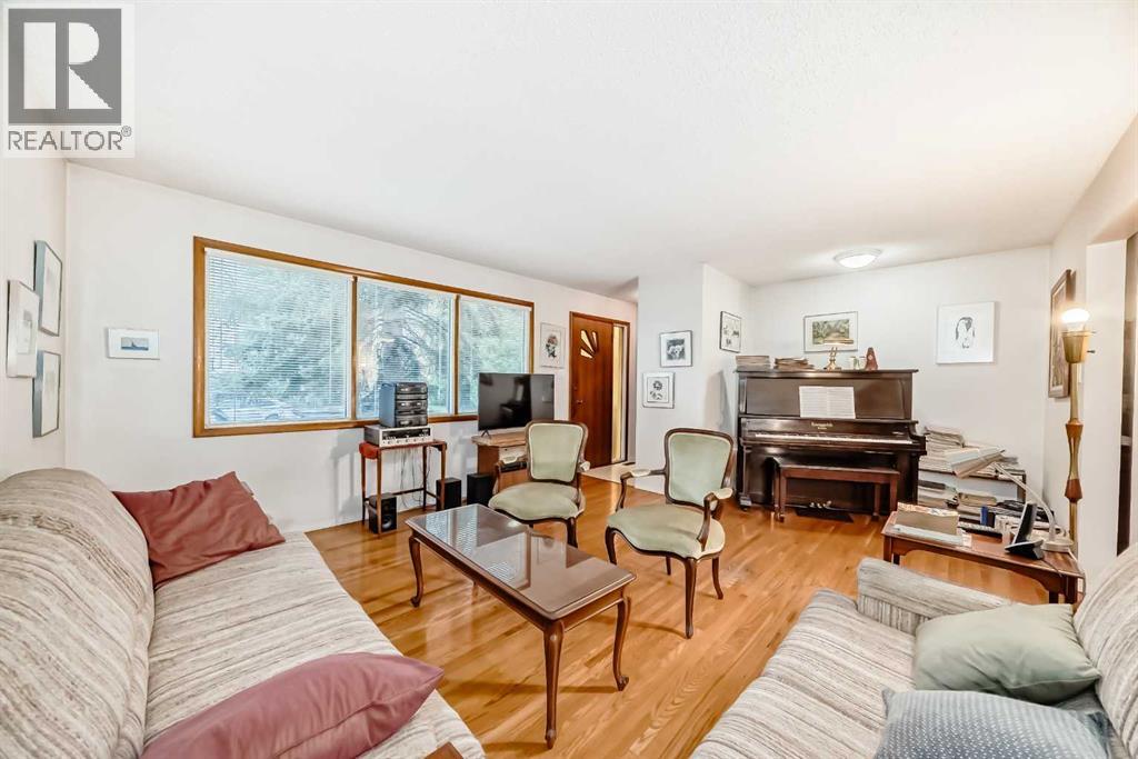 Single Family House Bungalow for Sale in   Avenue NW West Hillhurst Calgary 