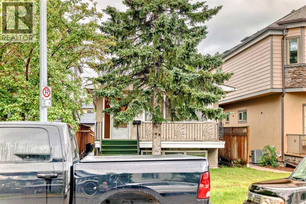 2425 2 Avenue NW, Calgary, Alberta