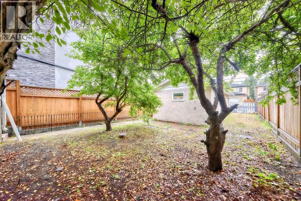 Single Family House Bungalow for Sale in   Avenue NW West Hillhurst Calgary 