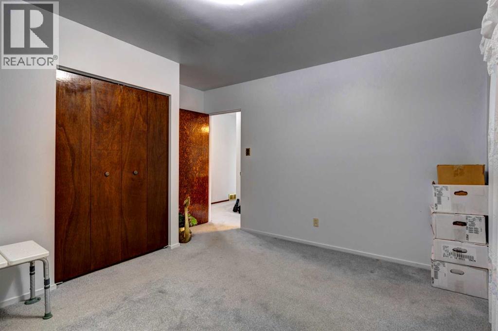 Single Family House Bungalow for Sale in  Elbow Drive SW Haysboro Calgary 