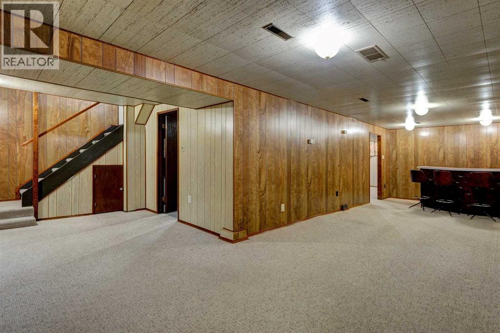 Single Family House Bungalow for Sale in  Elbow Drive SW Haysboro Calgary 