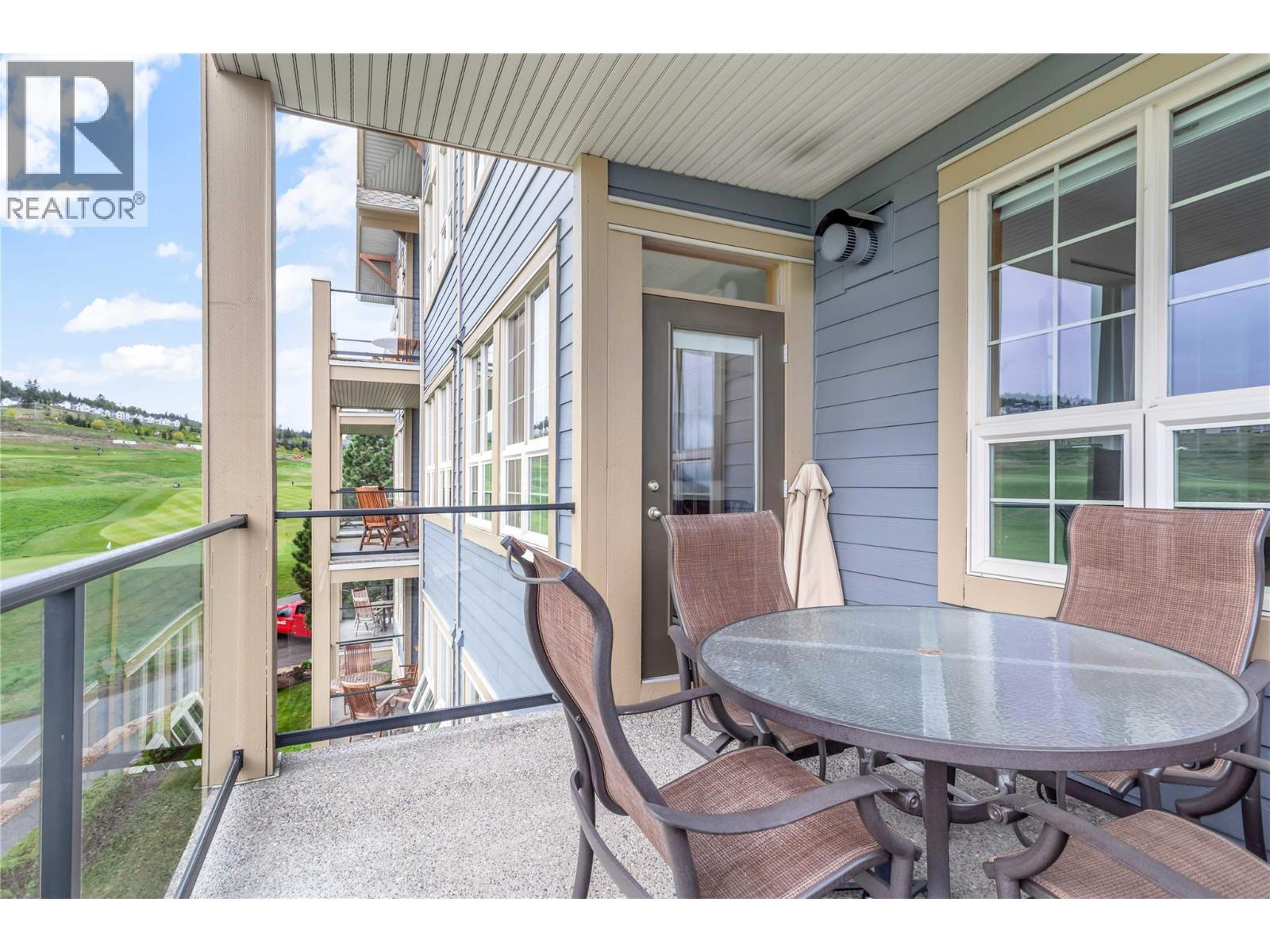 105 Village Centre Court Unit# 323, Vernon