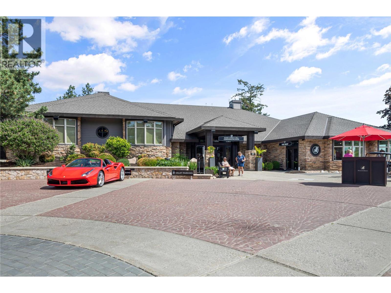 105 Village Centre Court Unit# 323, Vernon