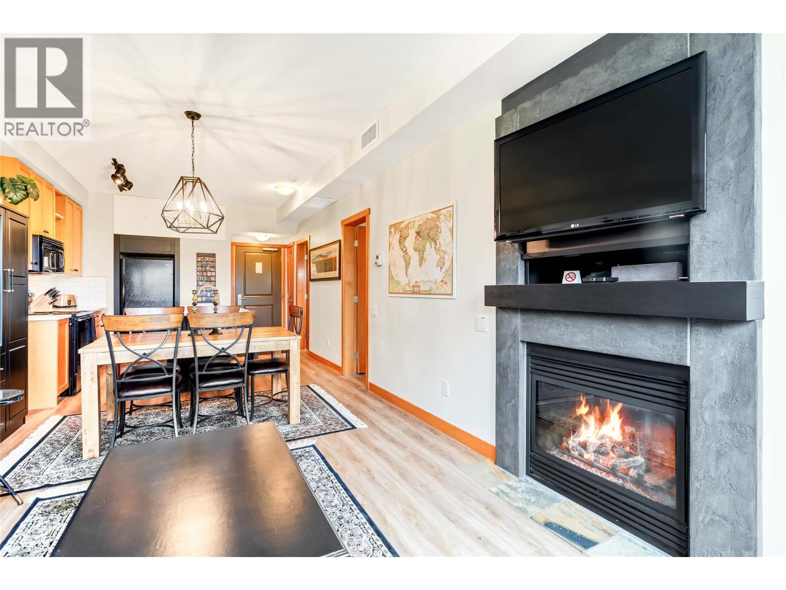 105 Village Centre Court Unit# 323, Vernon