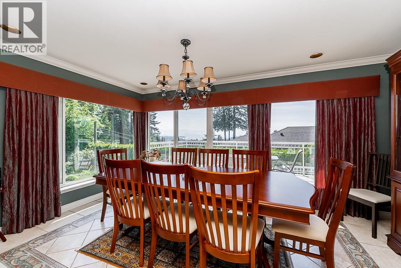 180 W OSBORNE ROAD, North Vancouver