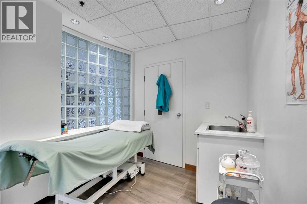 Business for Sale in   Avenue SW Beltline Calgary 