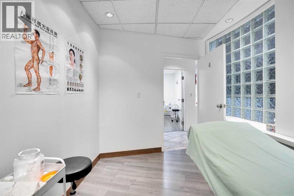 Business for Sale in   Avenue SW Beltline Calgary 