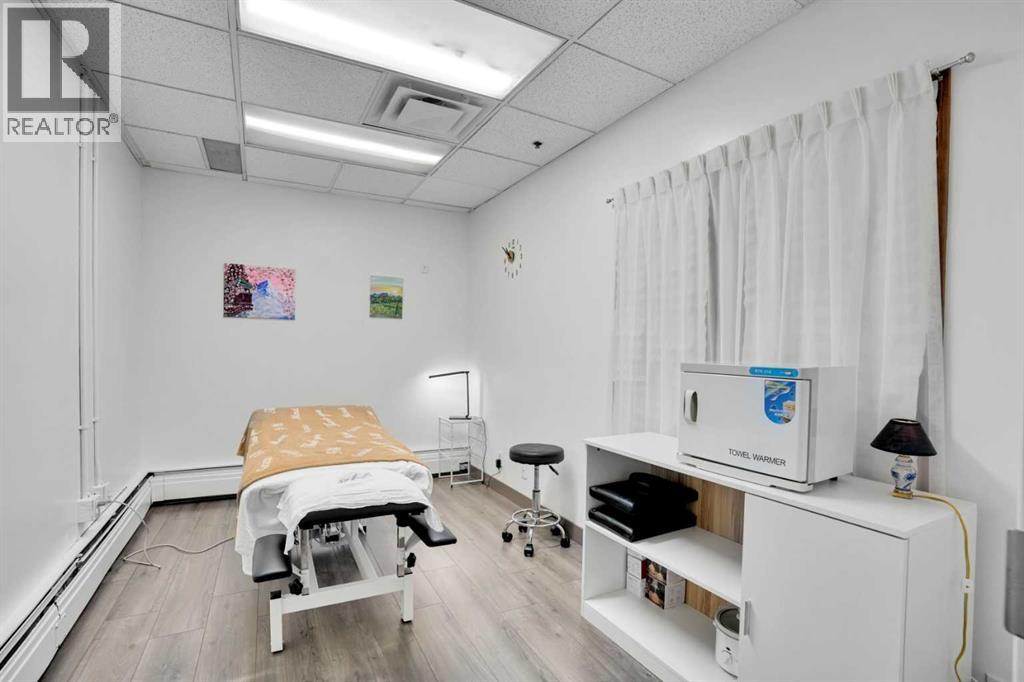 Business for Sale in   Avenue SW Beltline Calgary 