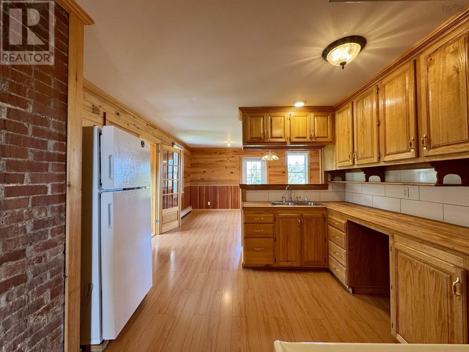 Property 23 of 39 of 2714 Highway 320