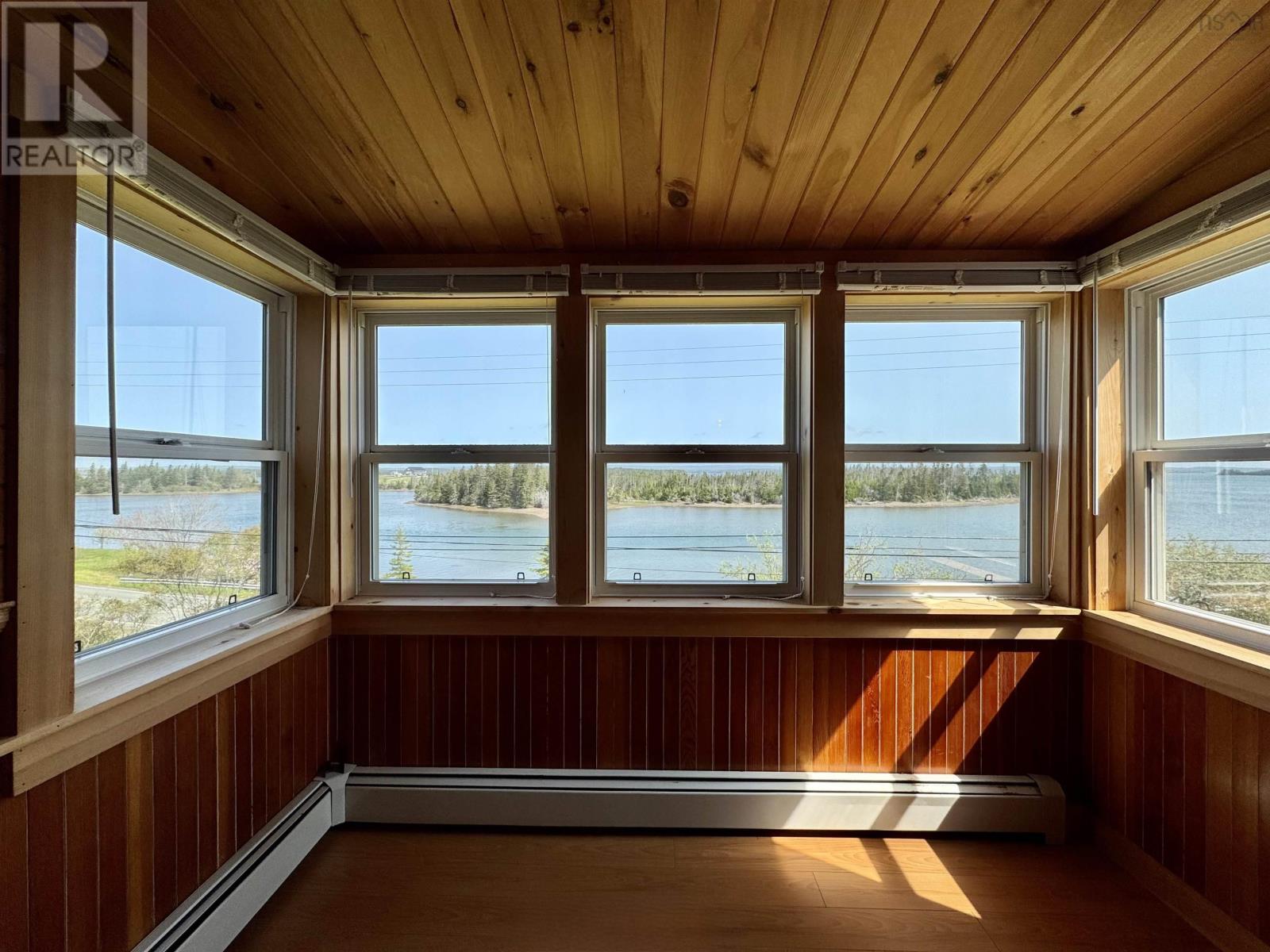 Property 29 of 39 of 2714 Highway 320