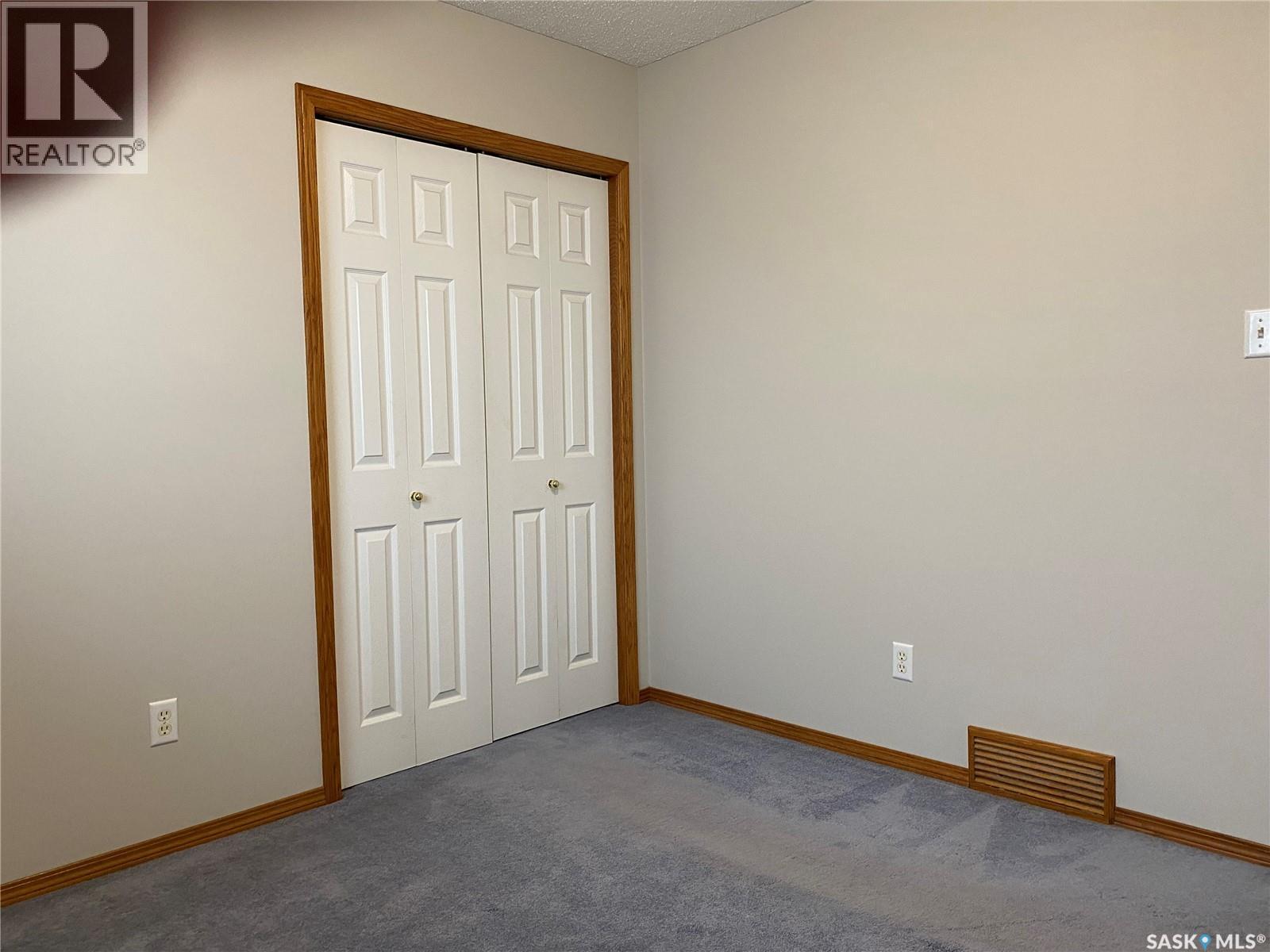 Single Family House Bungalow for Sale in  Birch CRESCENT Regina 