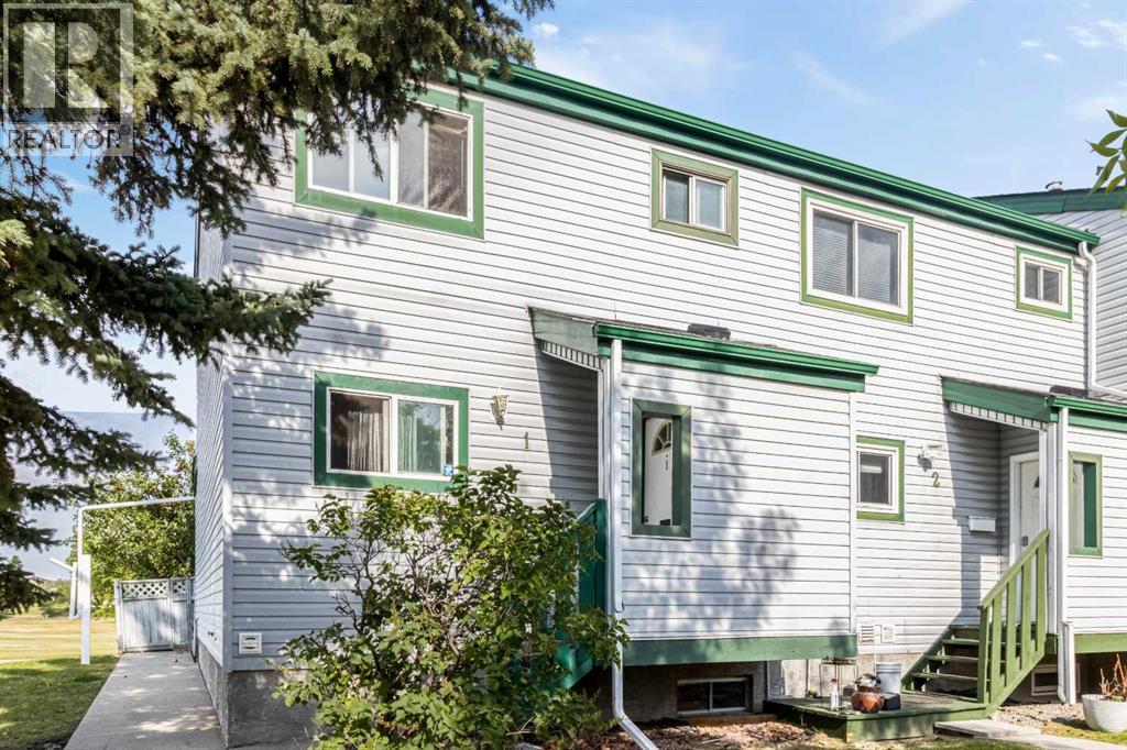 1, 131 Templehill Drive NE, Calgary, Alberta
