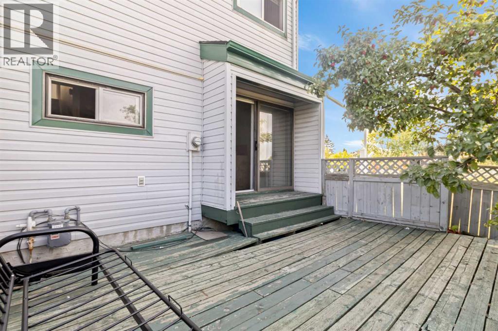 Single Family House for Sale in   Templehill Drive NE Temple Calgary 