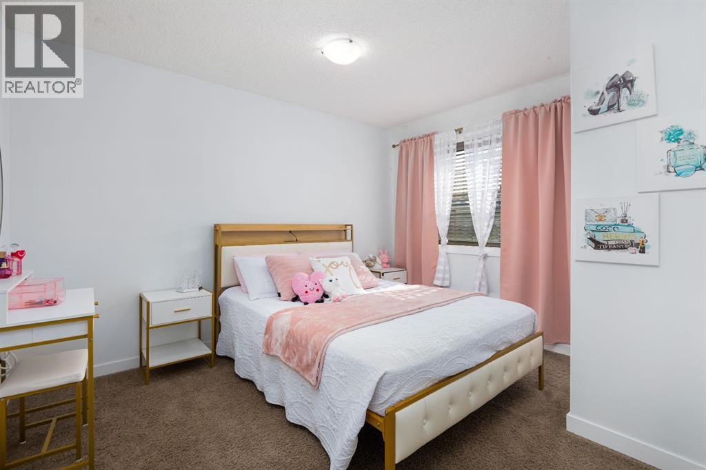 Single Family House for Sale in  Coventry Hills Way NE Coventry Hills Calgary 