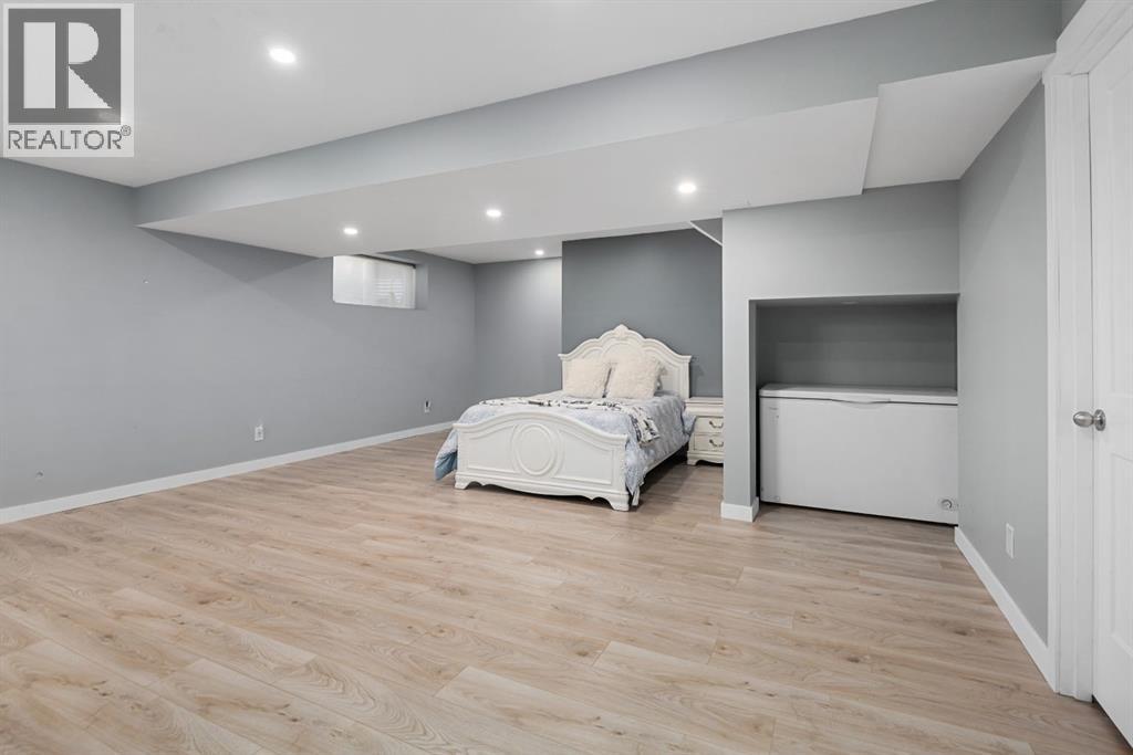 Single Family House for Sale in  Coventry Hills Way NE Coventry Hills Calgary 