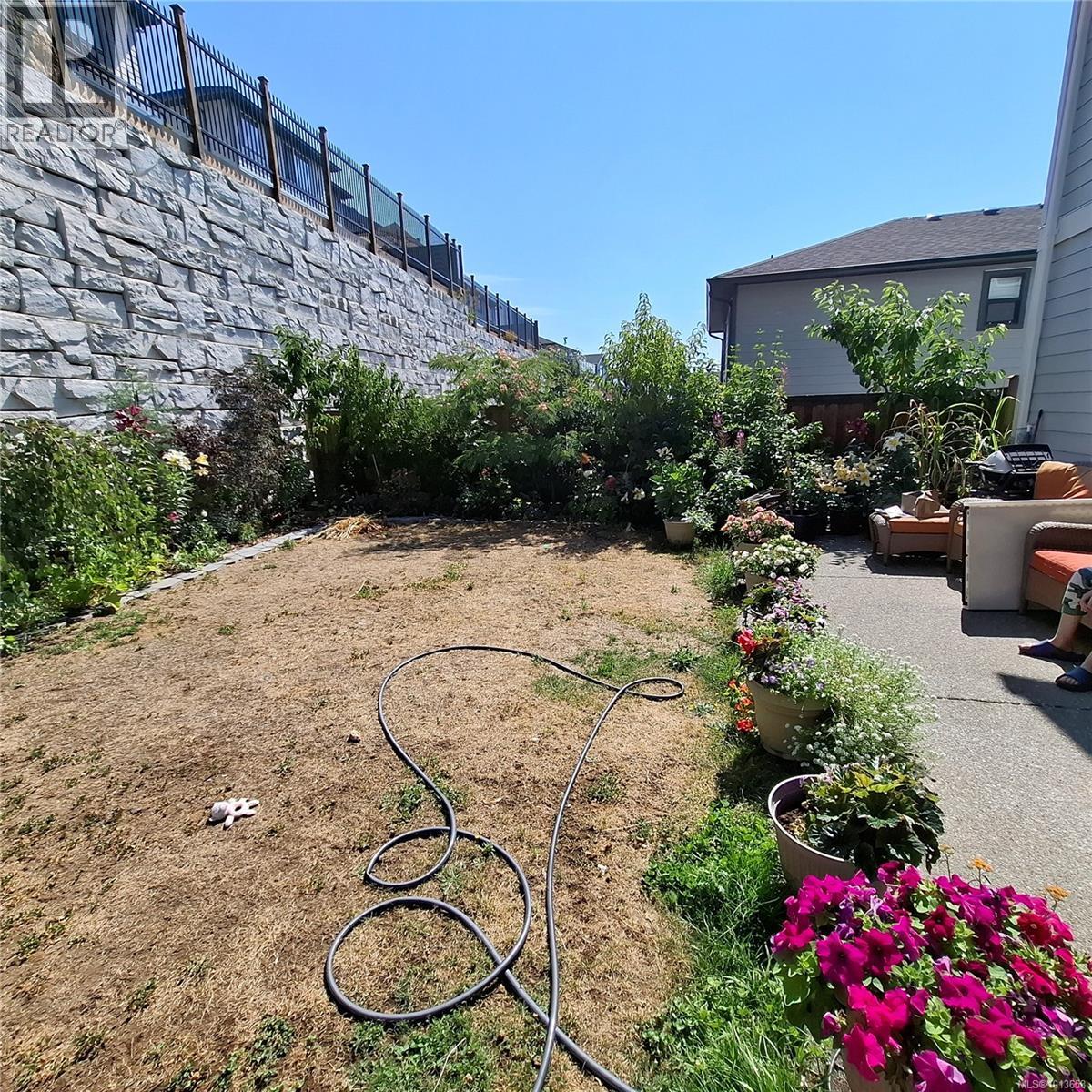  2552 Obsidian Place, Langford
