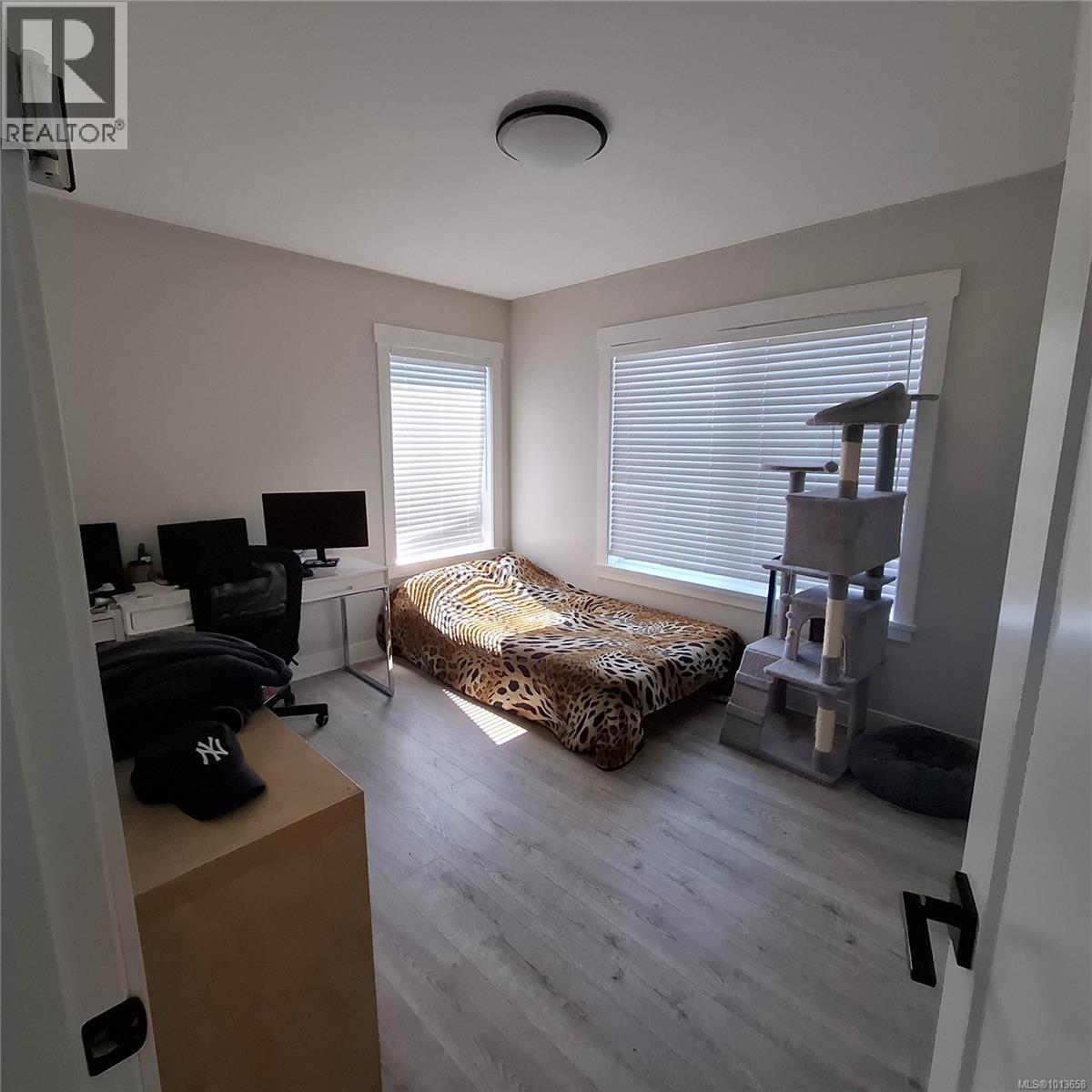  2552 Obsidian Place, Langford