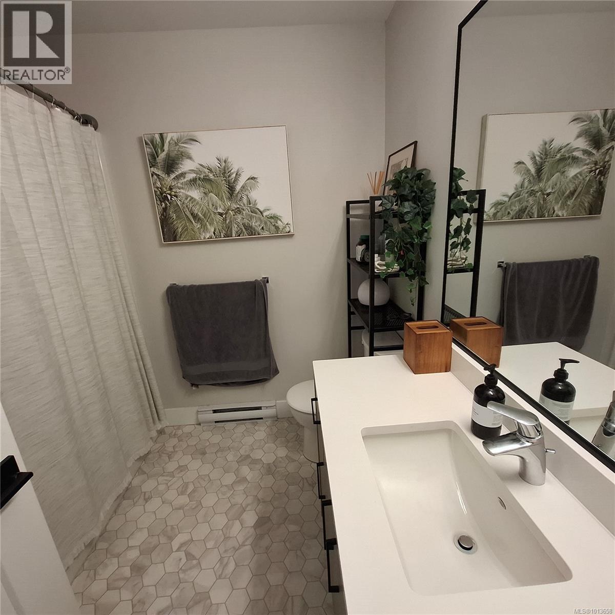  2552 Obsidian Place, Langford