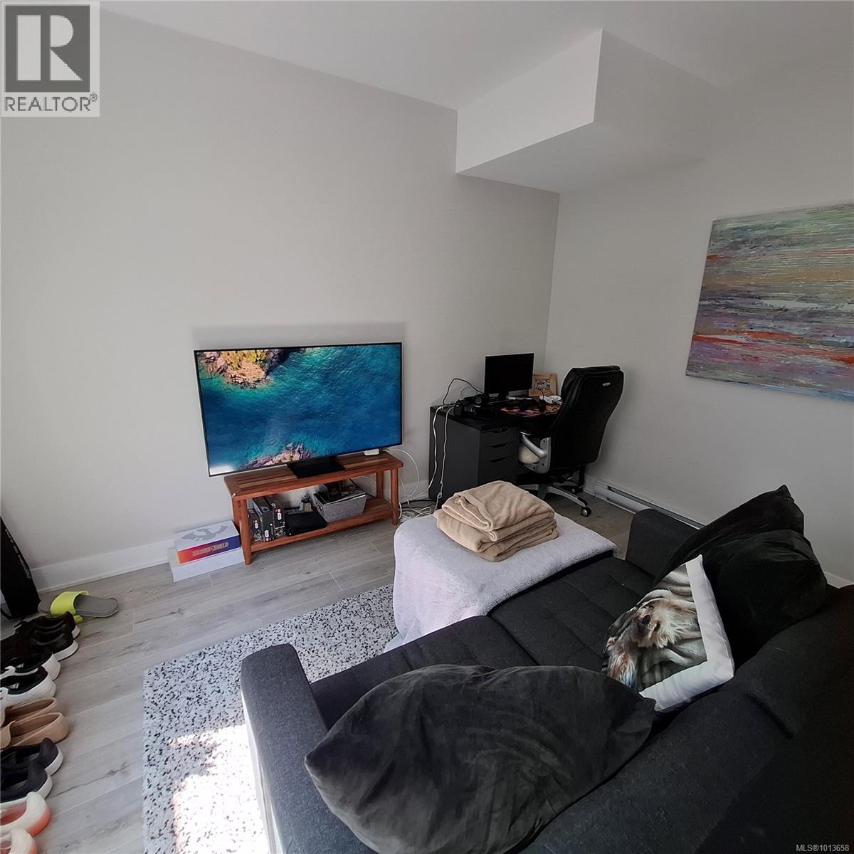  2552 Obsidian Place, Langford