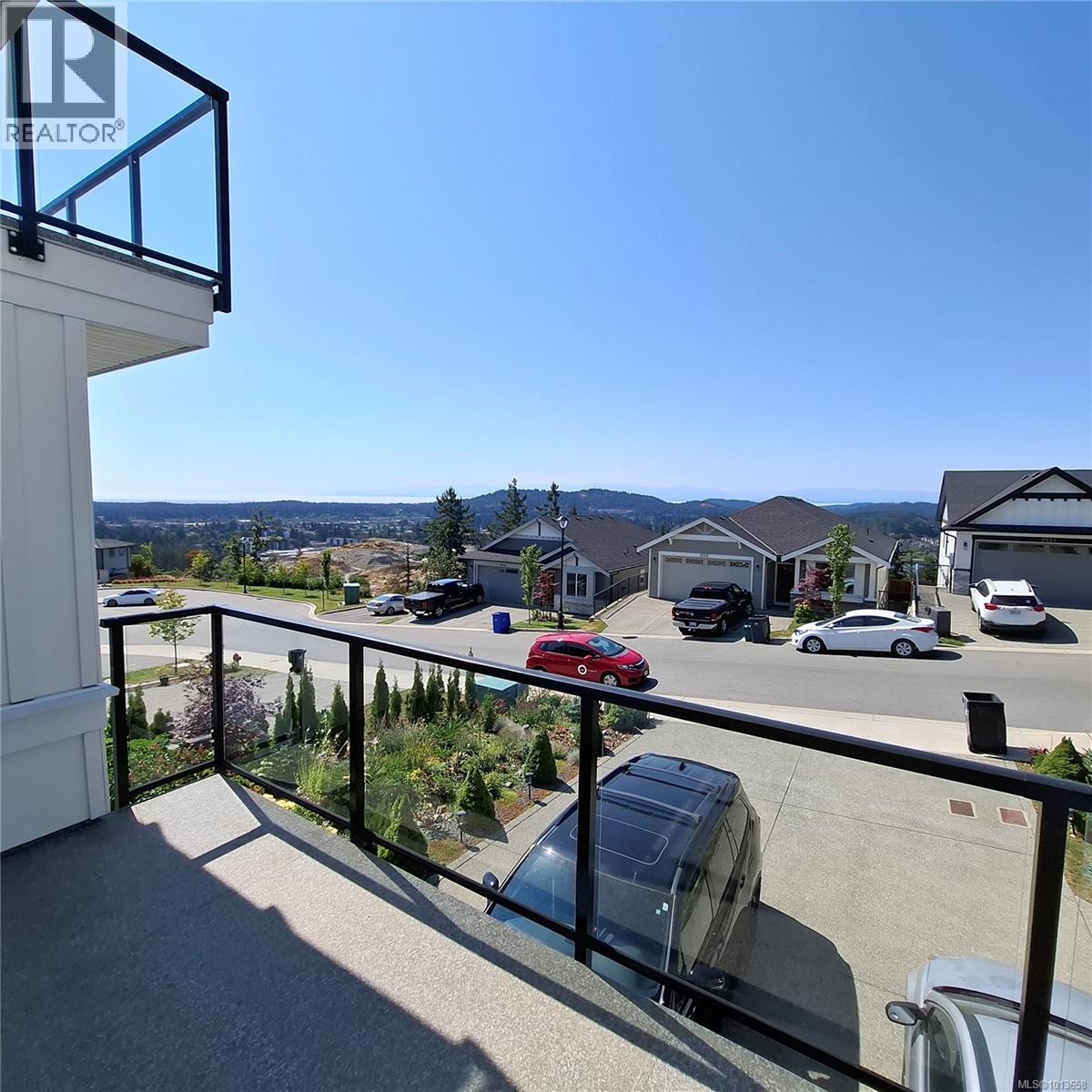  2552 Obsidian Place, Langford
