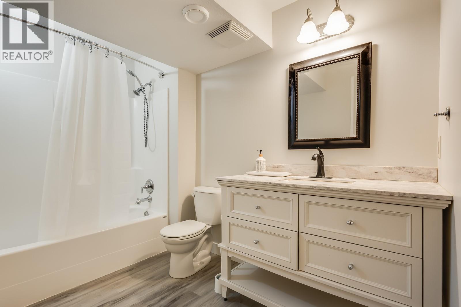  5308 Upper Mission Drive, Kelowna