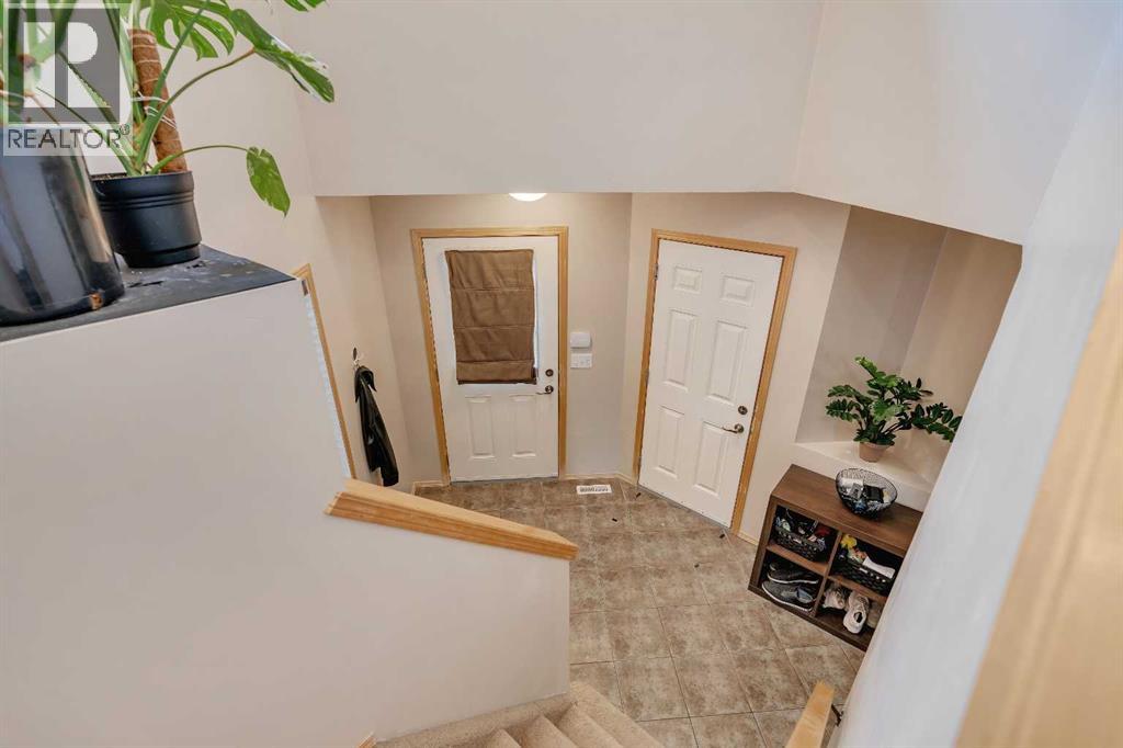 Single Family House for Sale in  Covecreek Close NE Coventry Hills Calgary 