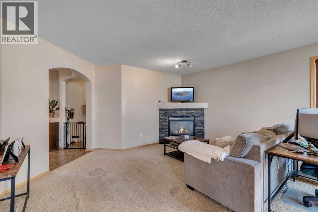 Single Family House for Sale in  Covecreek Close NE Coventry Hills Calgary 