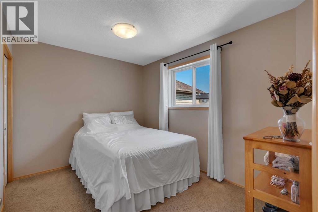 Single Family House for Sale in  Covecreek Close NE Coventry Hills Calgary 