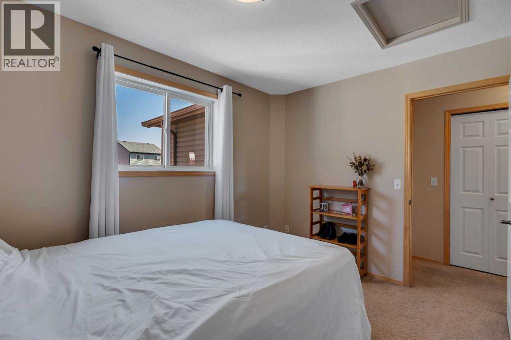 Single Family House for Sale in  Covecreek Close NE Coventry Hills Calgary 